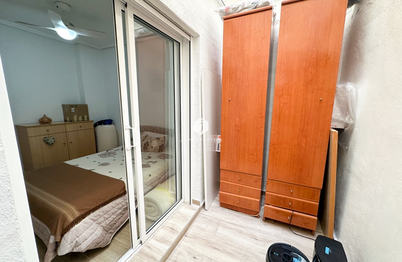 Z drugiej ręki - Mieszkanie w bloku -
Torrevieja - Costa Blanca