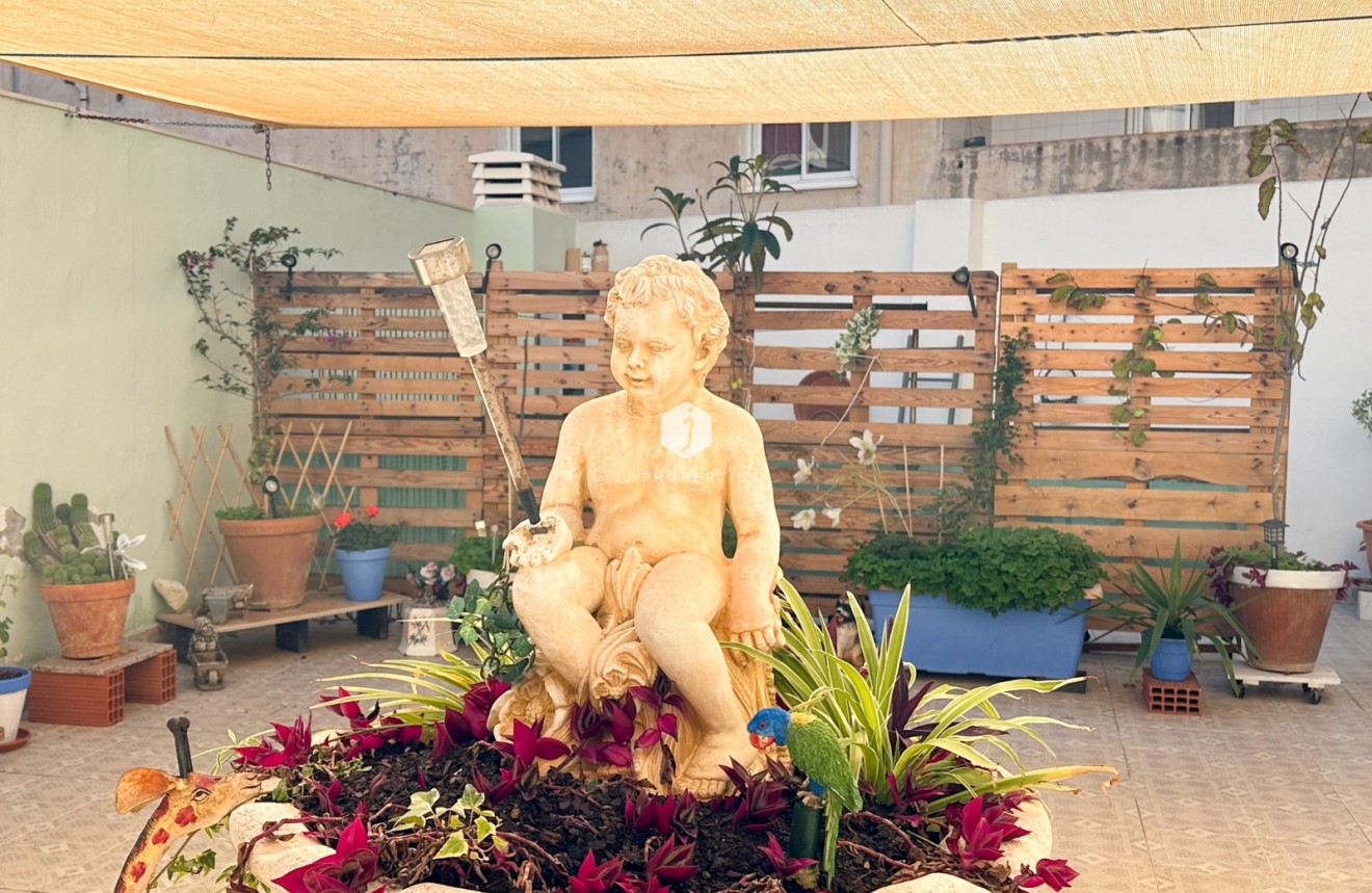 Z drugiej ręki - Mieszkanie w bloku -
Torrevieja - Costa Blanca