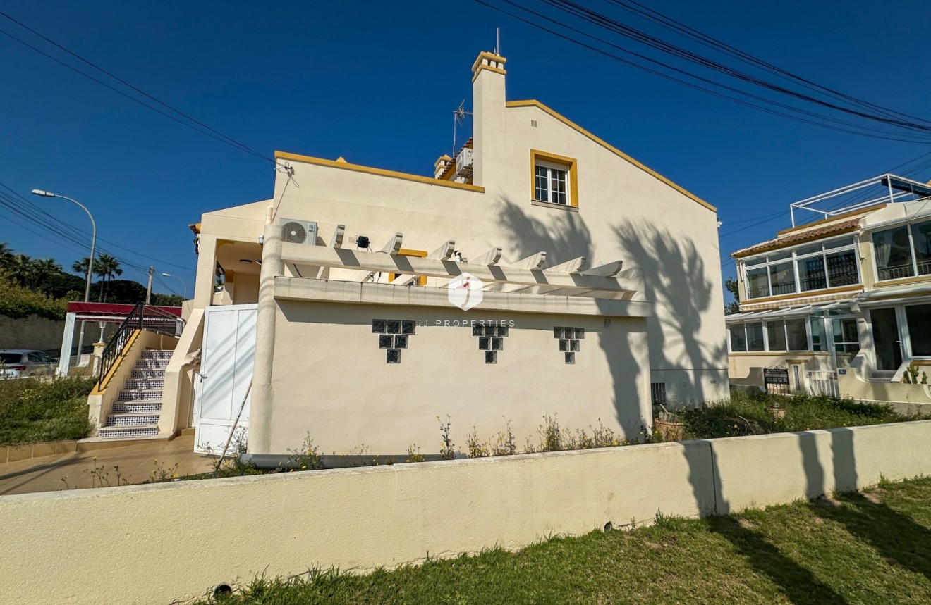 D'occasion - Duplex -
Orihuela Costa - Costa Blanca