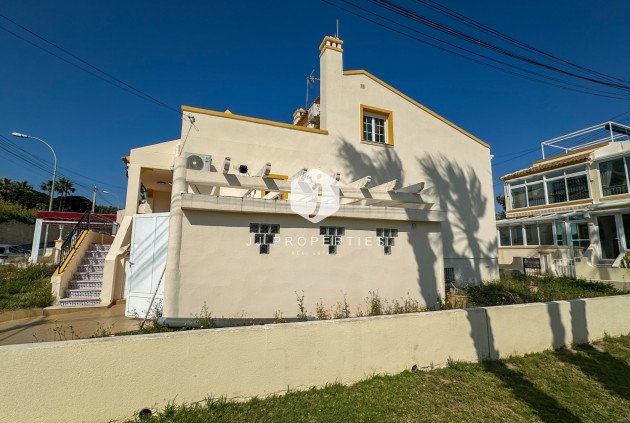 D'occasion - Duplex -
Orihuela Costa - Costa Blanca