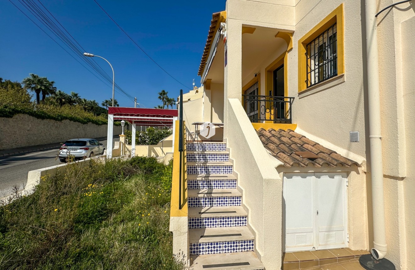 D'occasion - Duplex -
Orihuela Costa - Costa Blanca