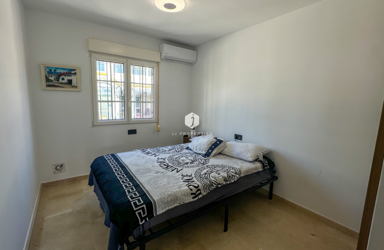 D'occasion - Duplex -
Orihuela Costa - Costa Blanca