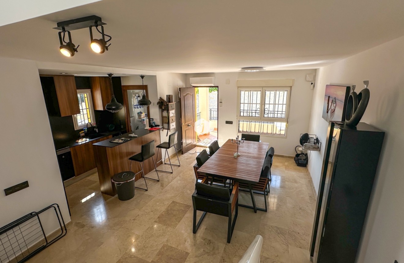 D'occasion - Duplex -
Orihuela Costa - Costa Blanca