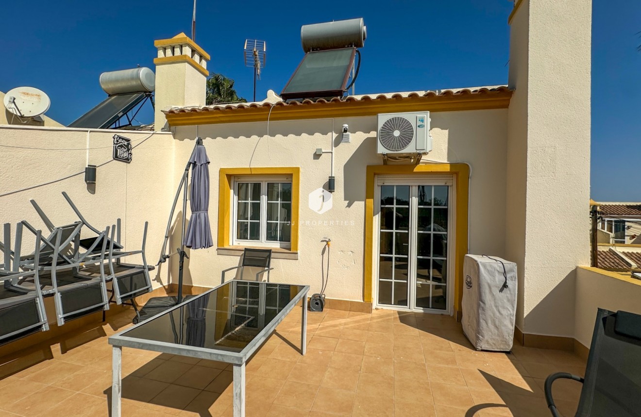 D'occasion - Duplex -
Orihuela Costa - Costa Blanca