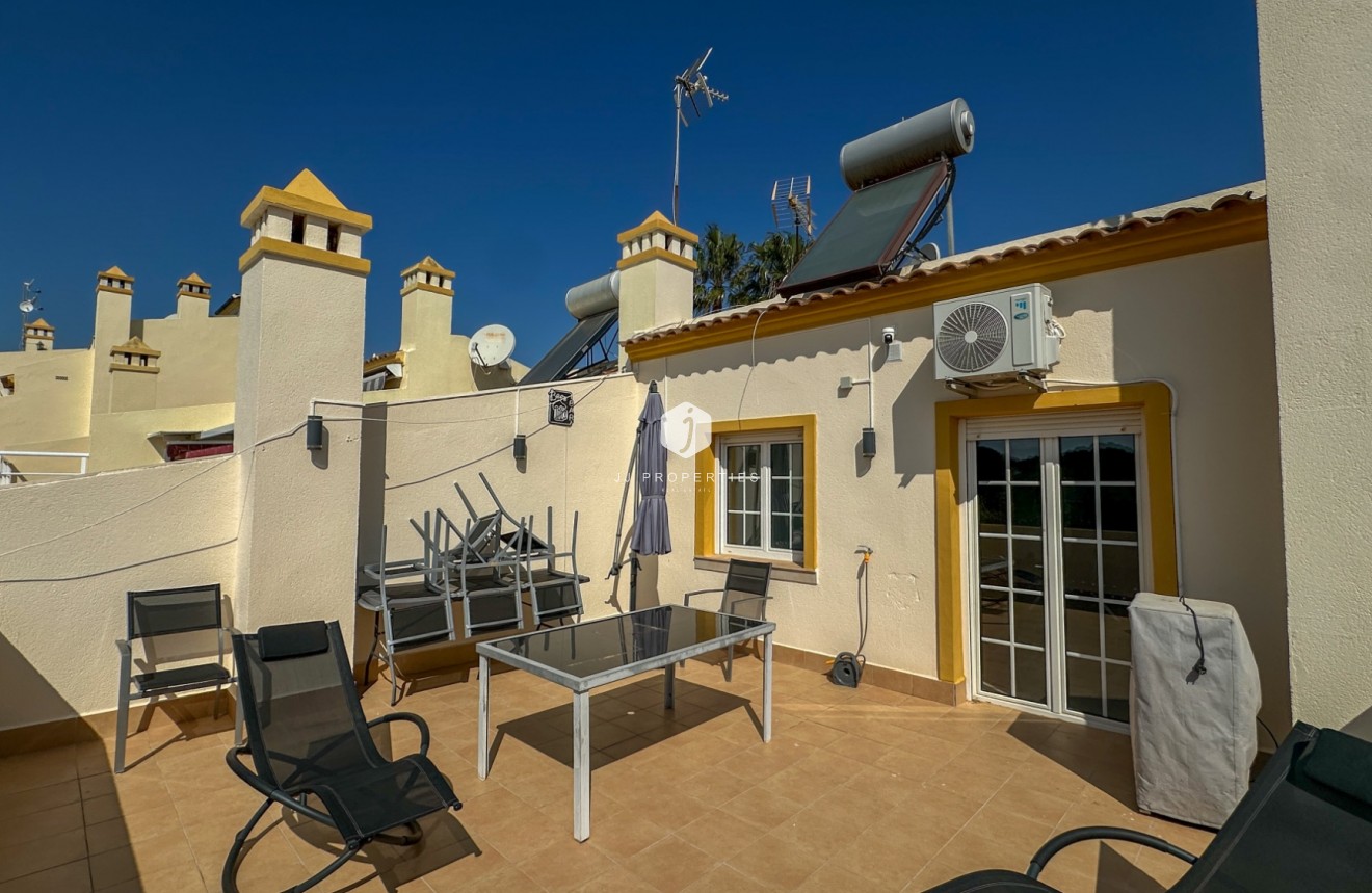 D'occasion - Duplex -
Orihuela Costa - Costa Blanca