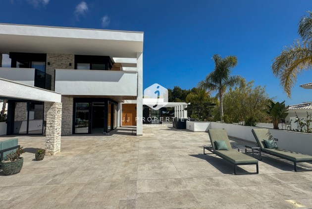 Resale - Villa -
Orihuela Costa - Costa Blanca