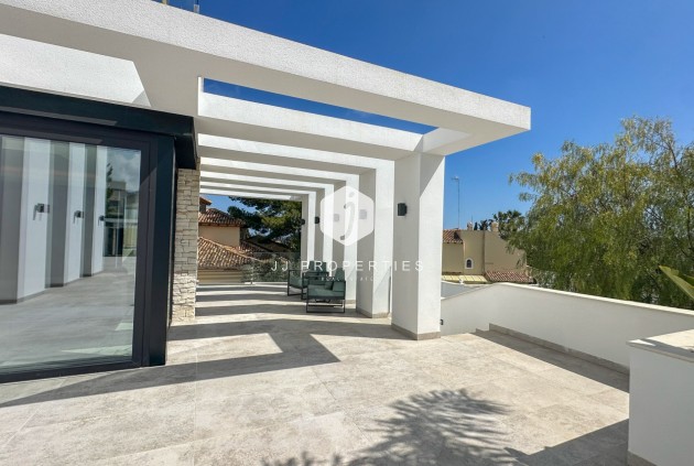 Resale - Villa -
Orihuela Costa - Costa Blanca