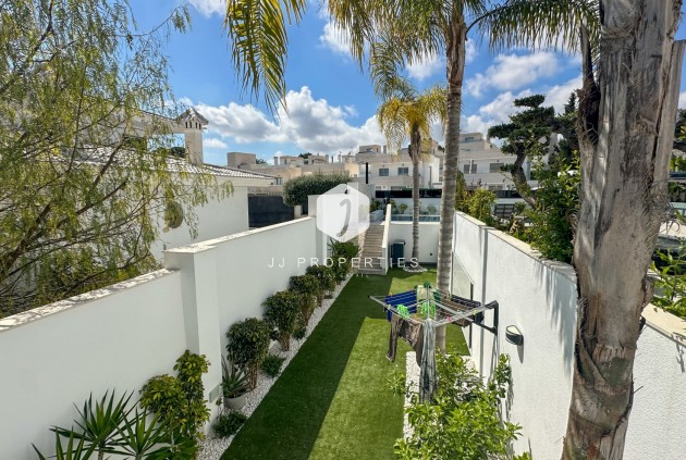 Resale - Villa -
Orihuela Costa - Costa Blanca