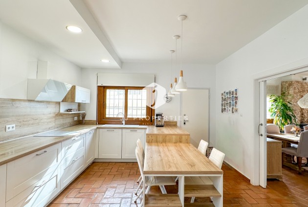 Aus zweiter Hand - Villa -
Dehesa de Campoamor - Costa Blanca