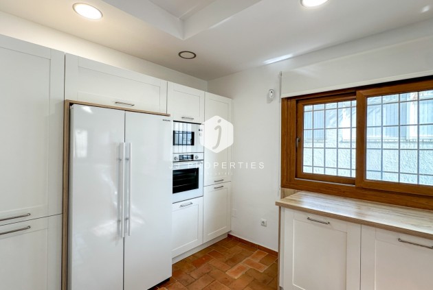 Aus zweiter Hand - Villa -
Dehesa de Campoamor - Costa Blanca