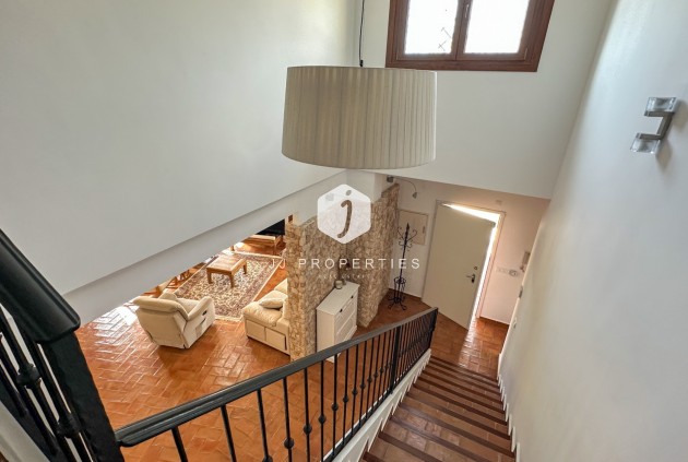 Aus zweiter Hand - Villa -
Dehesa de Campoamor - Costa Blanca