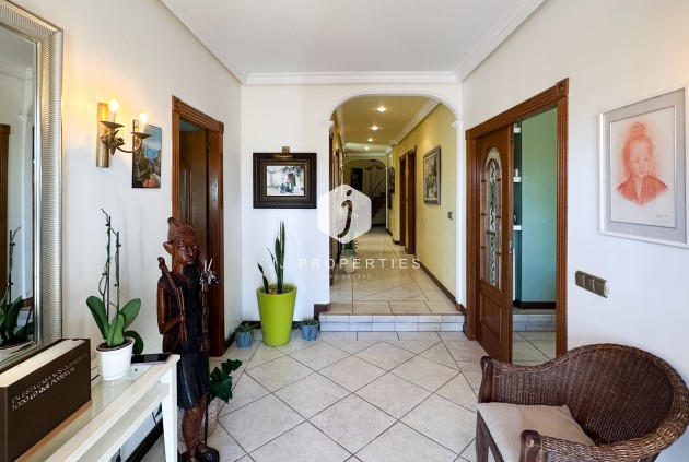 Resale - Villa -
La Mata - Costa Blanca
