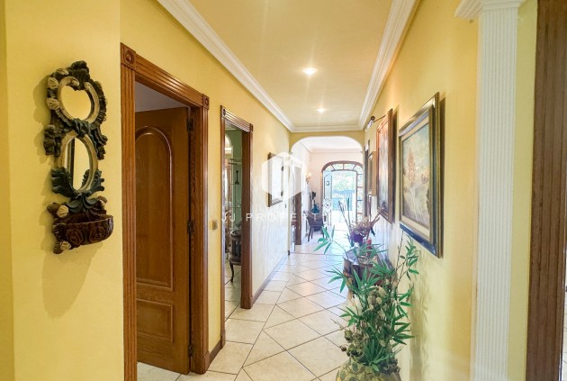 Resale - Villa -
La Mata - Costa Blanca