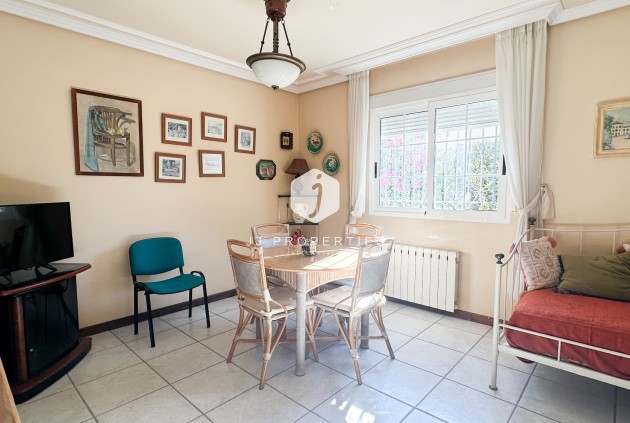 Resale - Villa -
La Mata - Costa Blanca