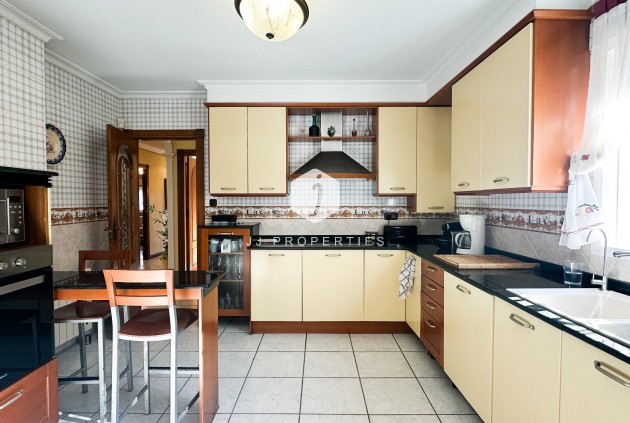 Resale - Villa -
La Mata - Costa Blanca