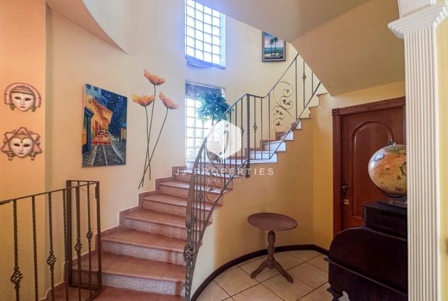 Resale - Villa -
La Mata - Costa Blanca