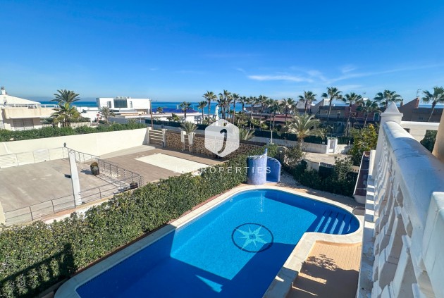 Resale - Villa -
La Mata - Costa Blanca