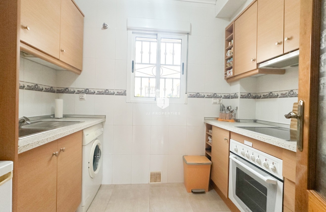 Z drugiej ręki - Mieszkanie w bloku -
Orihuela Costa - Costa Blanca