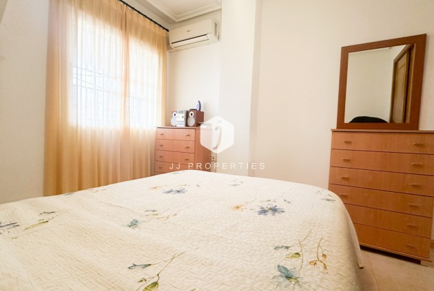 Z drugiej ręki - Mieszkanie w bloku -
Orihuela Costa - Costa Blanca