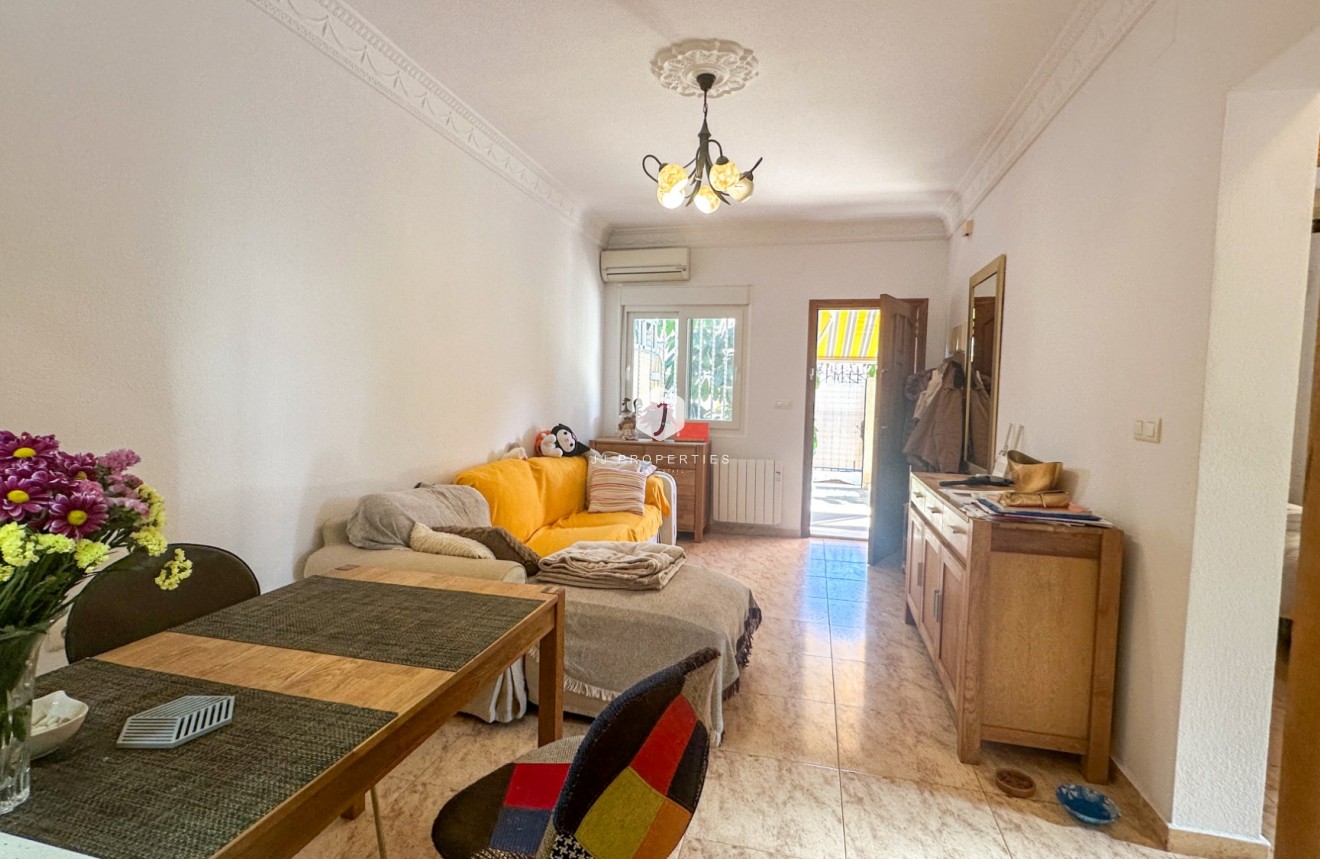 Segunda mano - Chalet -
Torrevieja - Costa Blanca