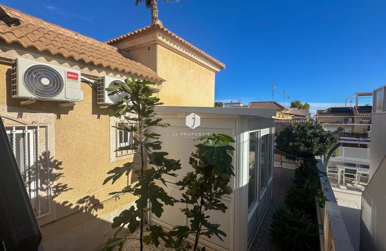 Segunda mano - Chalet -
Torrevieja - Costa Blanca