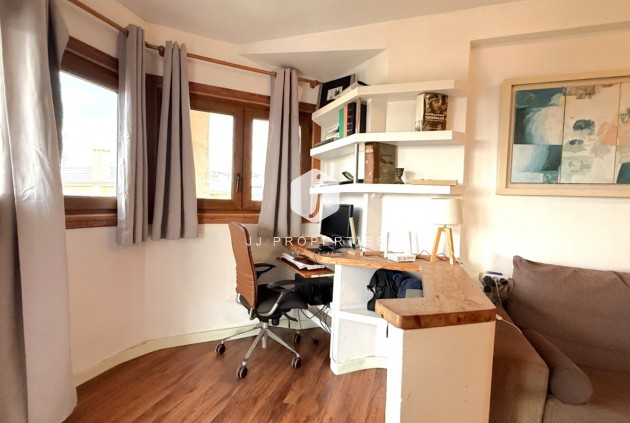 Tweedehands - Appartement / flat -
Torrevieja - Costa Blanca