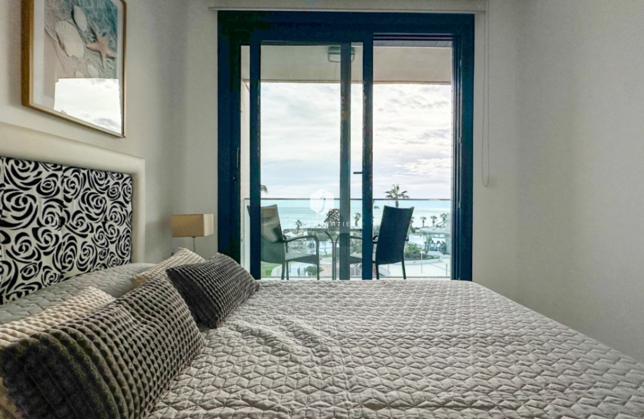 Tweedehands - Appartement / flat -
Torrevieja - Costa Blanca