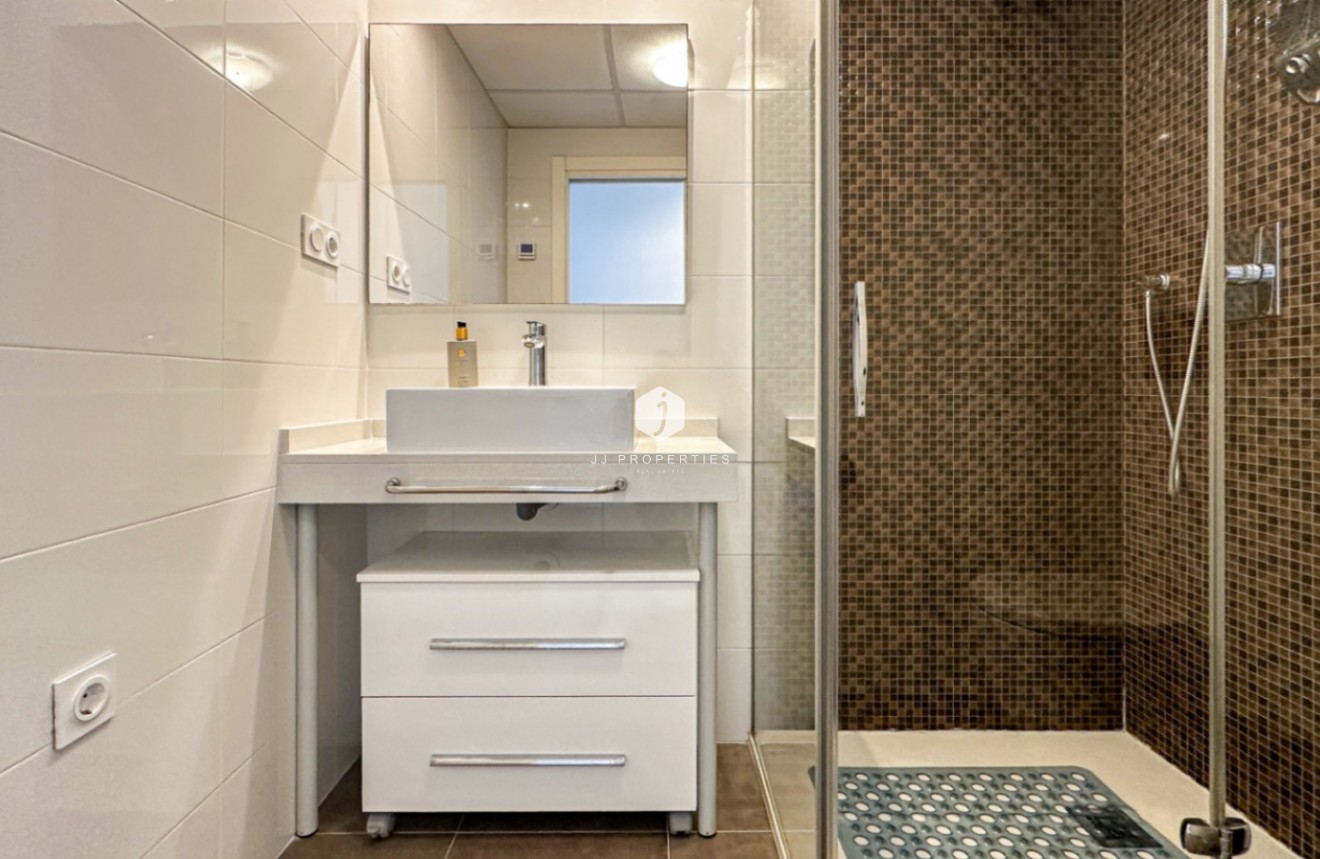 Tweedehands - Appartement / flat -
Torrevieja - Costa Blanca