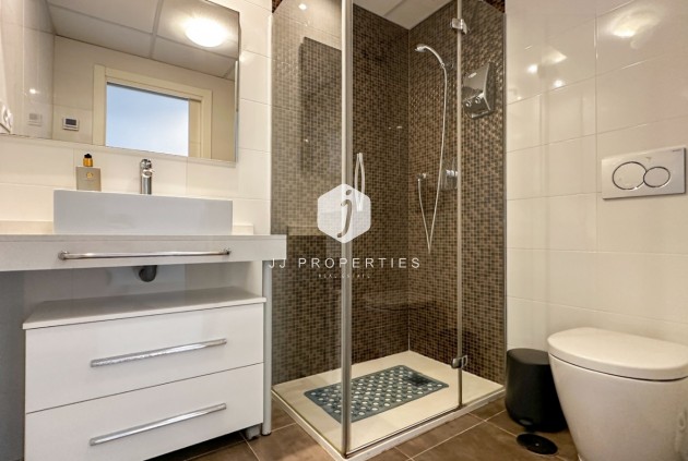 Tweedehands - Appartement / flat -
Torrevieja - Costa Blanca