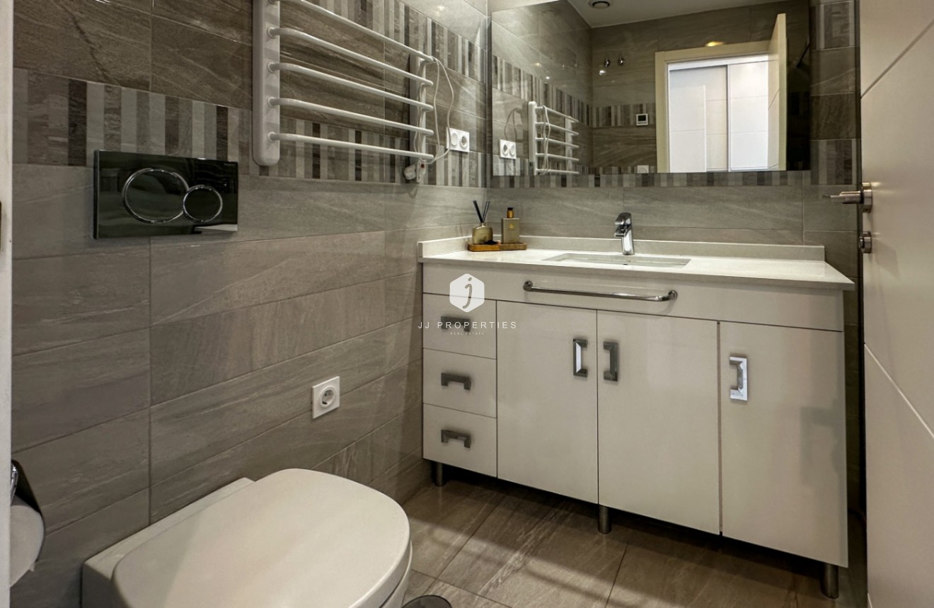 Tweedehands - Appartement / flat -
Torrevieja - Costa Blanca