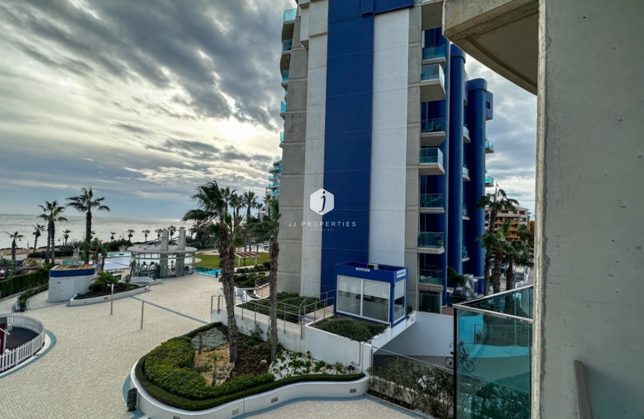 Tweedehands - Appartement / flat -
Torrevieja - Costa Blanca