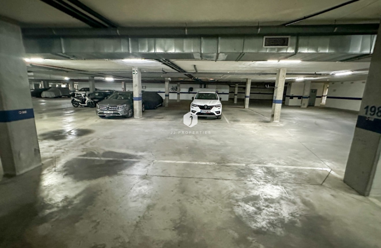 Tweedehands - Appartement / flat -
Torrevieja - Costa Blanca