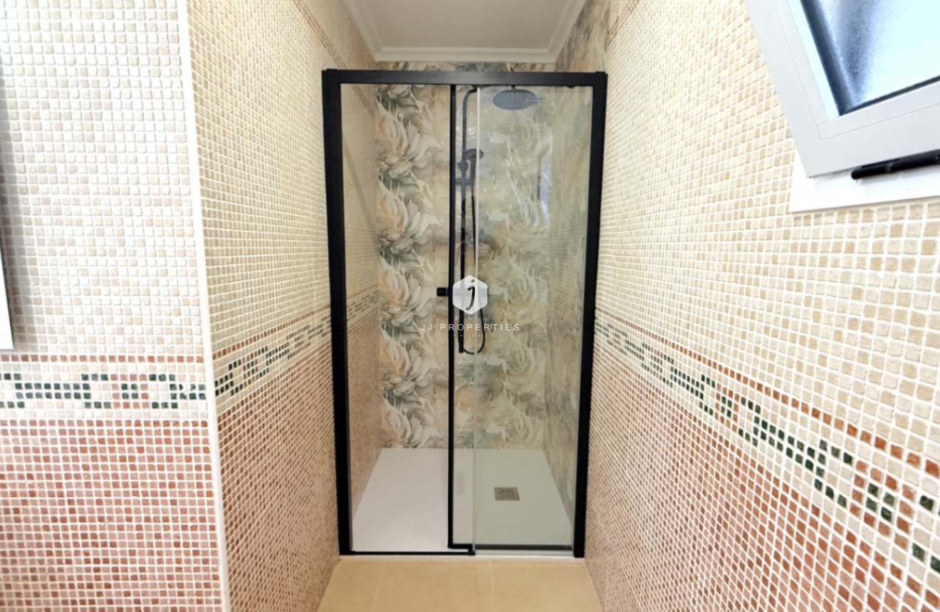 D'occasion - Appartement -
Torrevieja - Costa Blanca