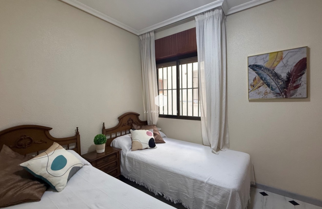 Segunda mano - Apartamento / piso -
Torrevieja - Costa Blanca