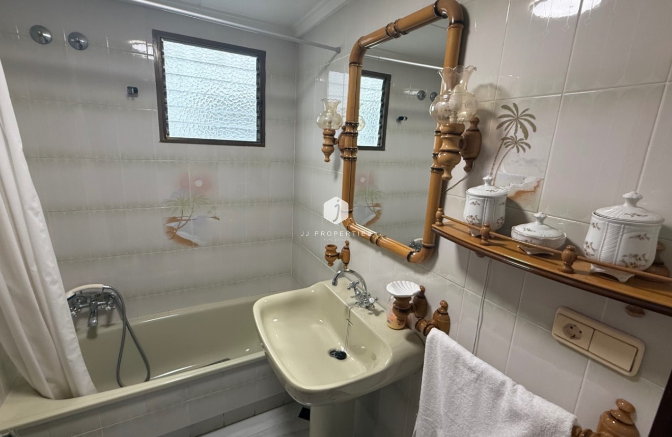 Segunda mano - Apartamento / piso -
Torrevieja - Costa Blanca