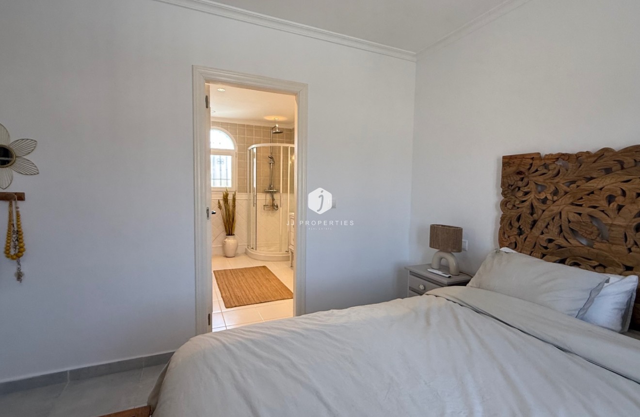 Aus zweiter Hand - Villa -
Torrevieja - Costa Blanca