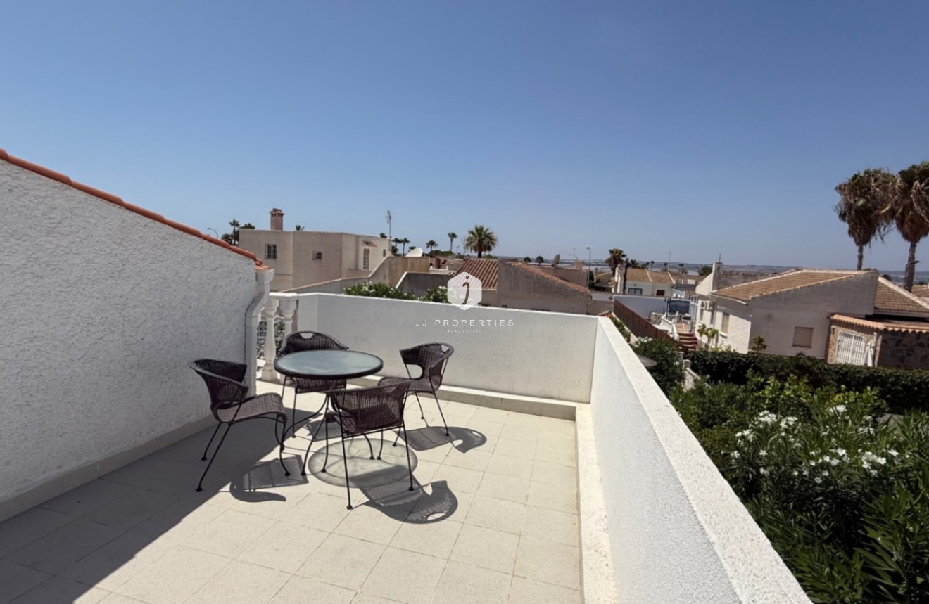 Aus zweiter Hand - Villa -
Torrevieja - Costa Blanca