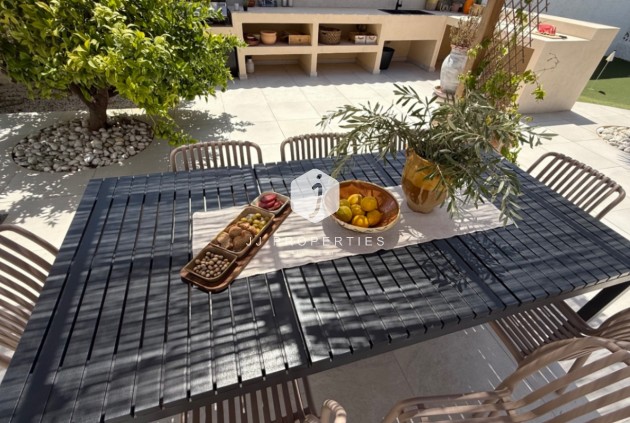 Aus zweiter Hand - Villa -
Torrevieja - Costa Blanca