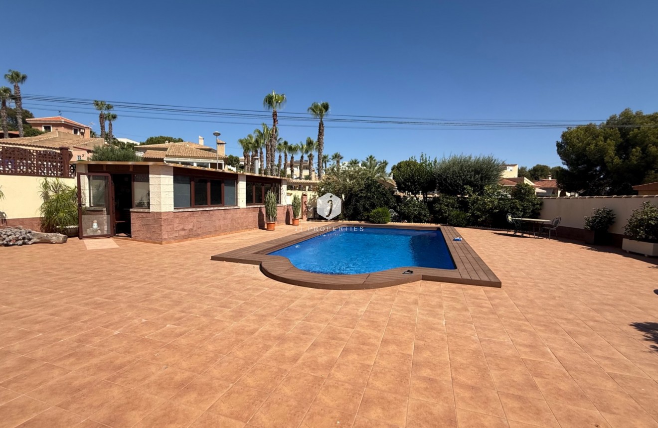 Tweedehands - Villa -
Torrevieja - Costa Blanca