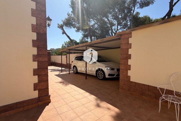 Tweedehands - Villa -
Torrevieja - Costa Blanca