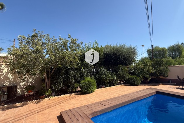 Tweedehands - Villa -
Torrevieja - Costa Blanca