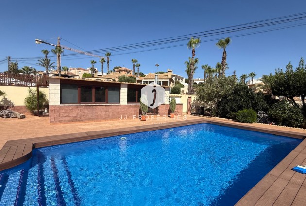 Tweedehands - Villa -
Torrevieja - Costa Blanca