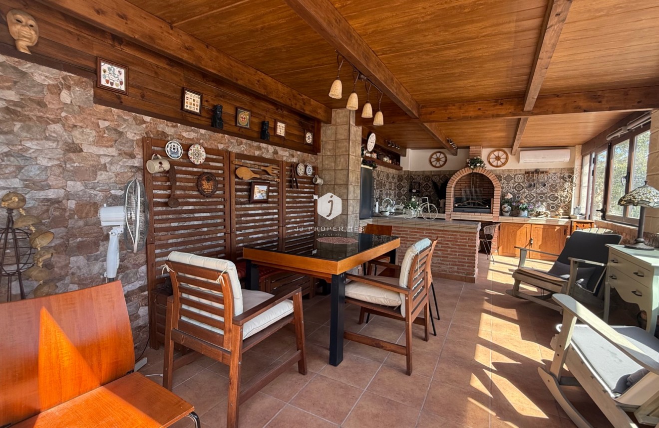 Tweedehands - Villa -
Torrevieja - Costa Blanca