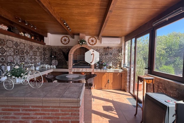 Tweedehands - Villa -
Torrevieja - Costa Blanca