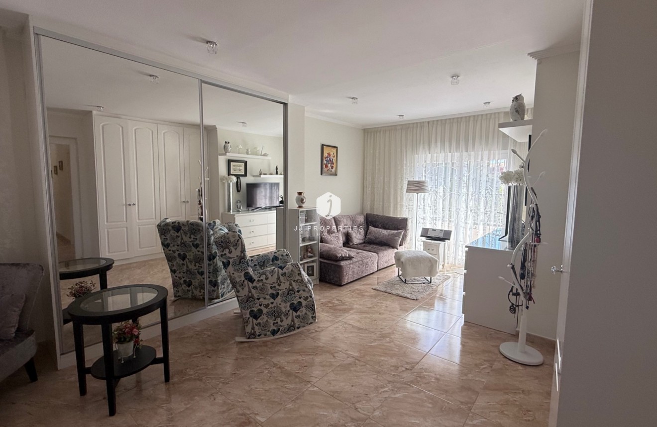 Tweedehands - Villa -
Torrevieja - Costa Blanca
