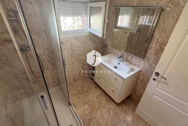 Tweedehands - Villa -
Torrevieja - Costa Blanca