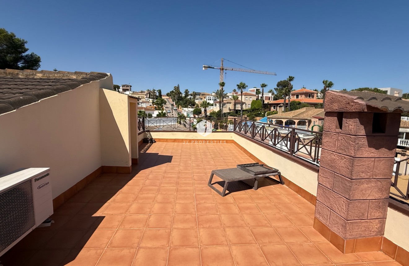 Tweedehands - Villa -
Torrevieja - Costa Blanca