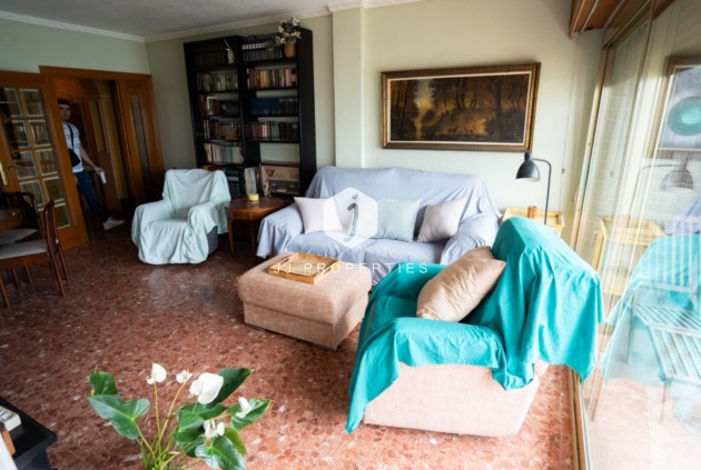 Z drugiej ręki - Mieszkanie w bloku -
Torrevieja - Costa Blanca