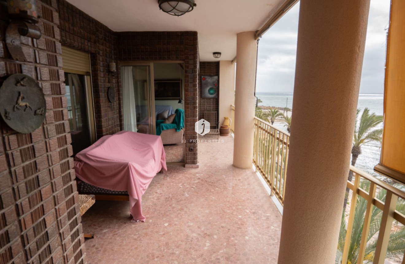 Z drugiej ręki - Mieszkanie w bloku -
Torrevieja - Costa Blanca