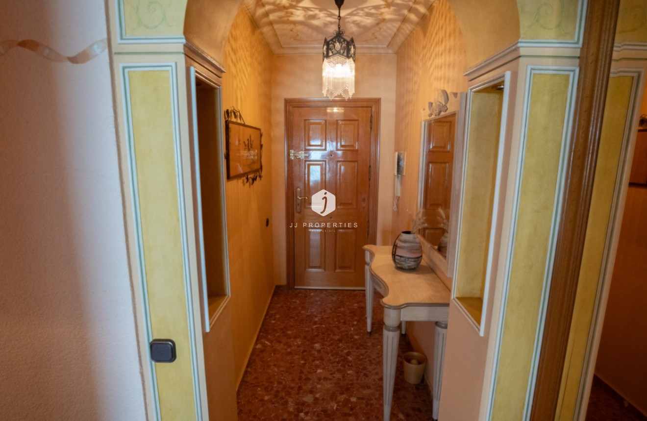 Z drugiej ręki - Mieszkanie w bloku -
Torrevieja - Costa Blanca